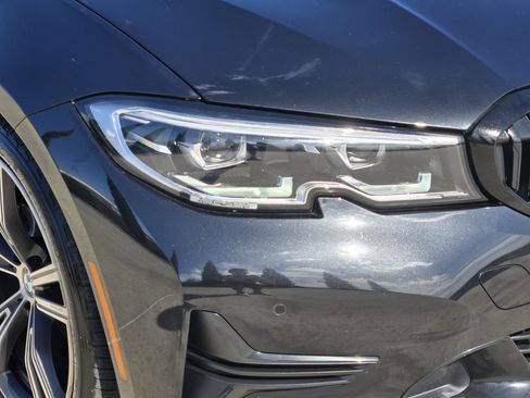 Used 2021 BMW 330i Sedan w/ Convenience Package image 11