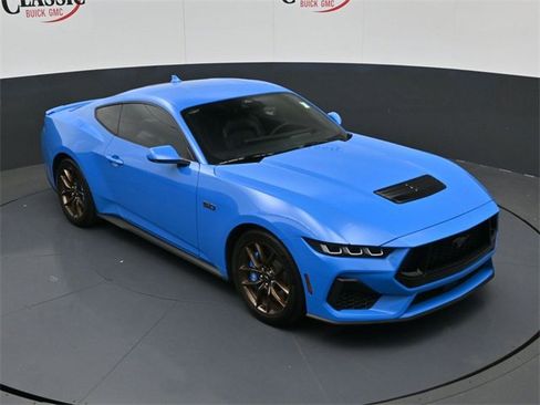 Used 2024 Ford Mustang GT Premium image 19