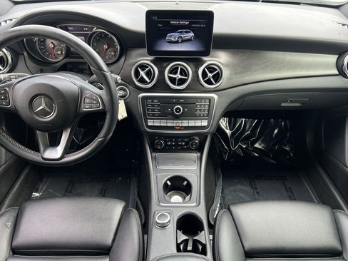 Used 2018 Mercedes-Benz GLA 250 4MATIC image 34