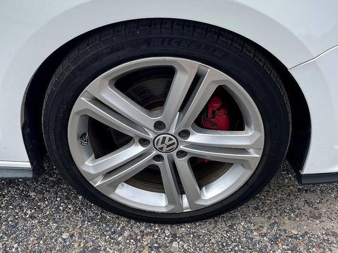 Used 2016 Volkswagen Jetta GLI SE image 13