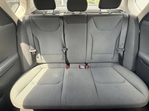 Used 2025 Kia K4 FWD image 37