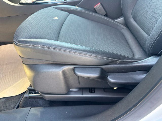 Used 2024 Buick Encore GX Preferred FWD image 11