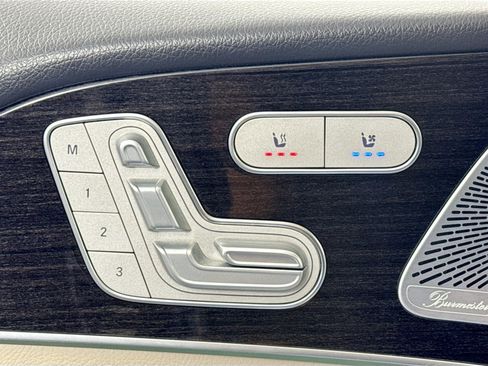 Used 2020 Mercedes-Benz GLE 350 w/ Premium Package image 26