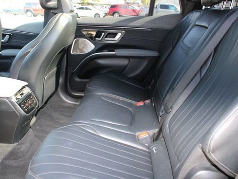 Used 2023 Mercedes-Benz EQS 450+ SUV image 30