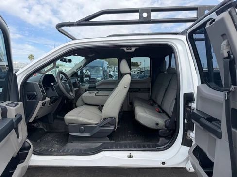 Used 2022 Ford F250 XL w/ Power Equipment Group RWD image 17