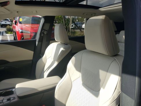 Used 2023 Lexus RX 350 Premium Plus w/ Cold Area Package image 17