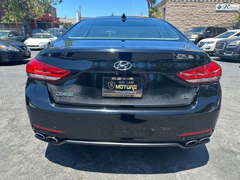 Used 2015 Hyundai Genesis 5.0 RWD image 6