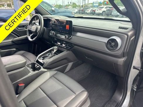 Used 2023 Chevrolet Colorado LT w/ LT Convenience Package III AWD/4WD image 25