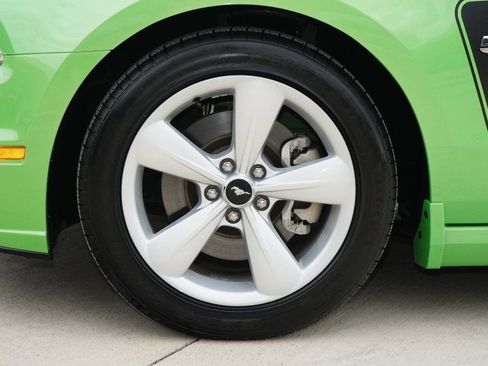 Used 2014 Ford Mustang GT Premium image 10