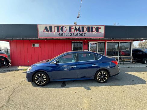 Used 2018 Nissan Sentra SR image 1