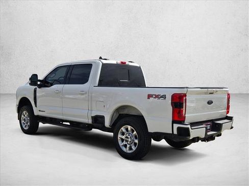 Used 2023 Ford F250 Lariat w/ Lariat Ultimate Package AWD/4WD image 7