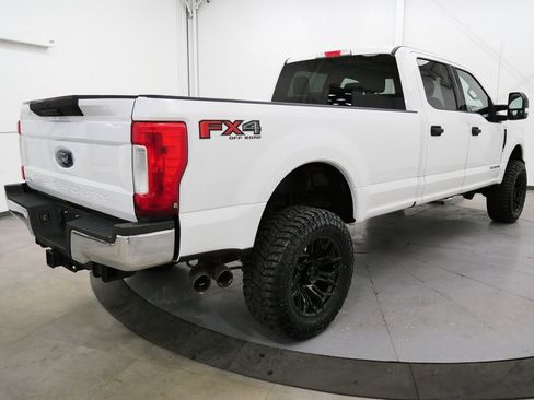 Used 2018 Ford F350 XLT w/ FX4 4x4 Off Road Package image 7