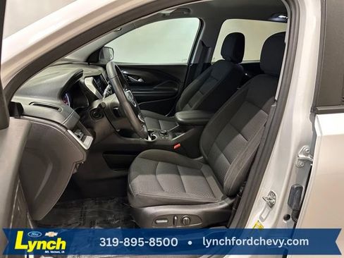 Used 2024 GMC Terrain SLE w/ Driver Convenience Package image 5