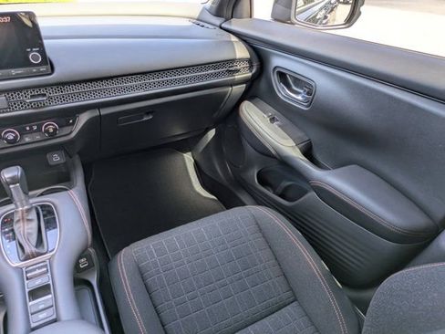 Certified 2023 Honda HR-V Sport image 17
