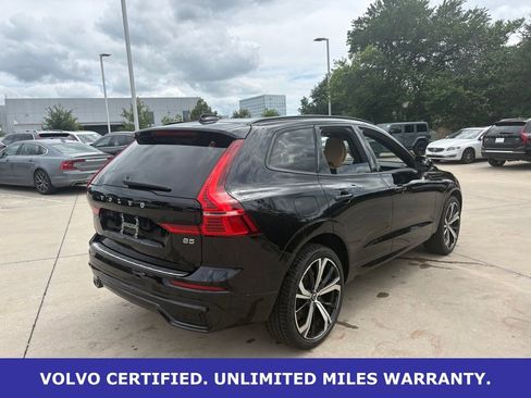 Certified 2023 Volvo XC60 B5 Ultimate w/ Climate Package FWD image 3