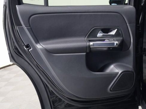 Certified 2025 Mercedes-Benz GLB 250 image 12