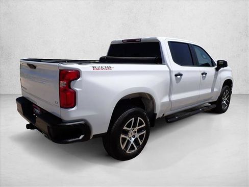 Used 2019 Chevrolet Silverado 1500 LT Trail Boss AWD/4WD image 4