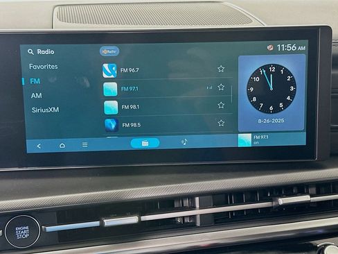 New 2026 Hyundai Santa Fe SE image 11