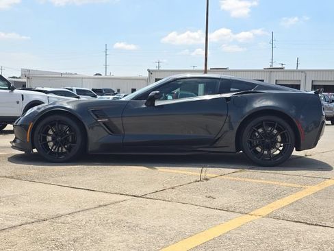 Used 2019 Chevrolet Corvette Grand Sport RWD image 2