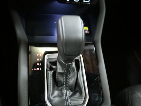 Used 2025 Subaru Forester Limited image 29