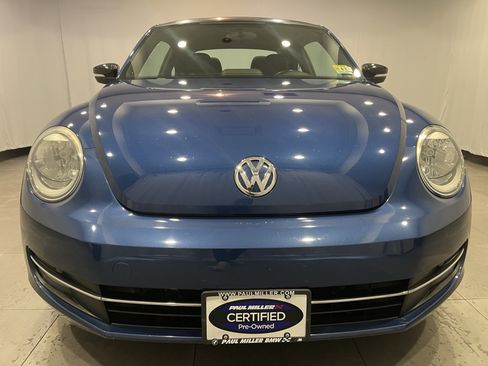 Used 2013 Volkswagen Beetle 2.0T FWD image 2