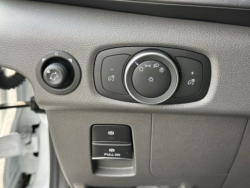 New 2025 Ford Transit 250 148 Medium Roof w/ Load Area Protection Package image 27