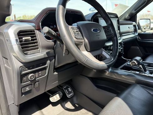 Used 2022 Ford F150 Lariat w/ Equipment Group 502A High AWD/4WD image 12