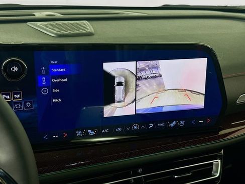 New 2026 Chevrolet Traverse RS image 14