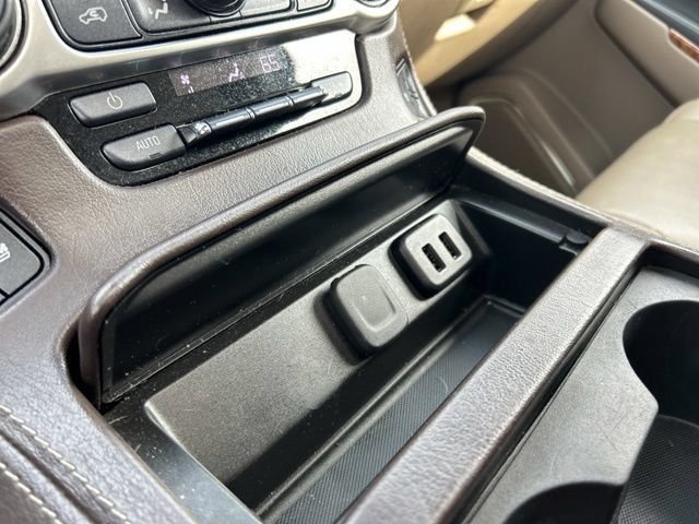 Used 2018 Chevrolet Tahoe Premier AWD/4WD image 54