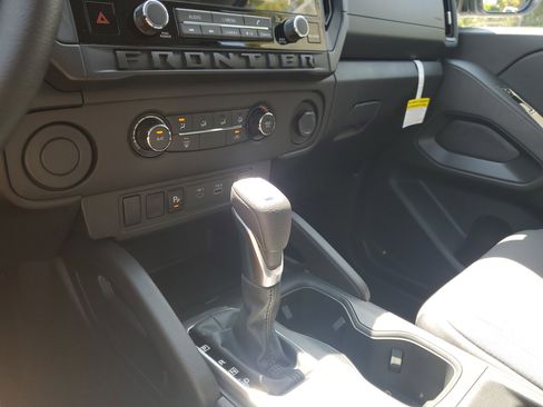 New 2025 Nissan Frontier S image 13