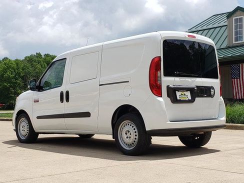 Used 2022 RAM ProMaster City Tradesman FWD image 3