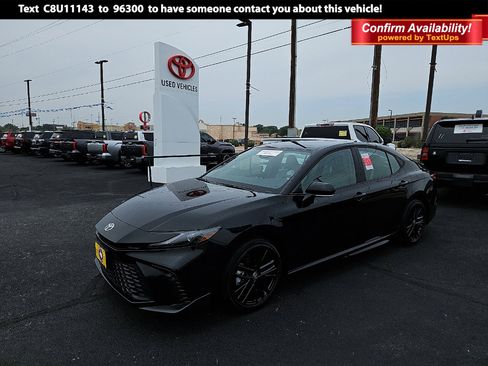 Certified 2026 Toyota Camry SE w/ Convenience Package FWD image 1