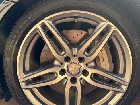 Used 2017 Mercedes-Benz E 300 image 30