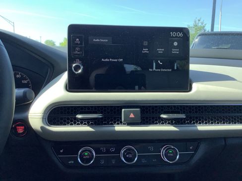 New 2026 Honda HR-V EX-L image 16