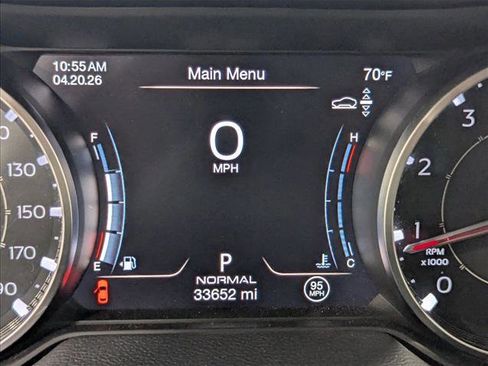 Used 2022 Maserati Levante GT AWD/4WD image 11