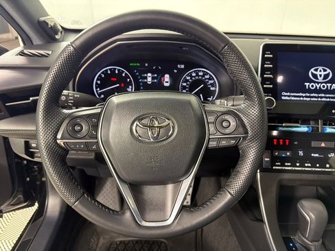 Used 2022 Toyota Avalon Touring w/ Advanced Safety Package image 15