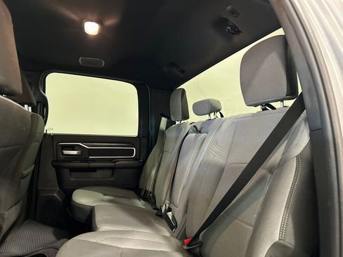 Used 2024 RAM 2500 Big Horn w/ Bed Utility Group image 33