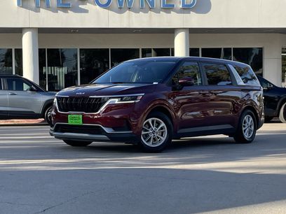 Used 2023 Kia Carnival LX