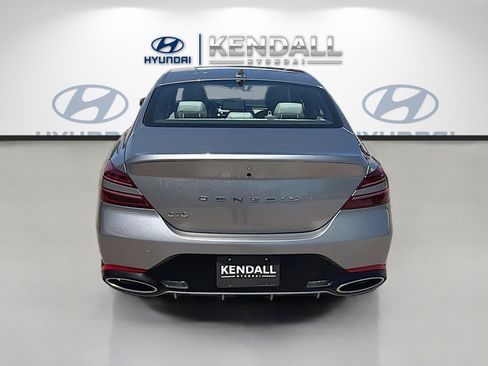 Used 2025 Genesis G70 2.5T RWD image 5