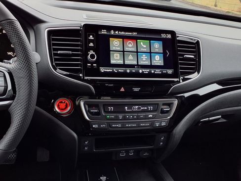 New 2026 Honda Ridgeline Black Edition image 18