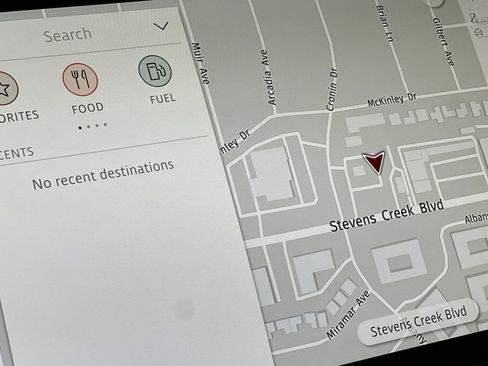 Used 2023 Land Rover Range Rover Sport SE Dynamic image 18