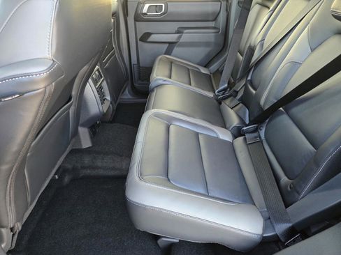 New 2025 Ford Bronco Outer Banks image 7