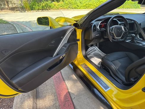 Used 2017 Chevrolet Corvette Z06 RWD image 28