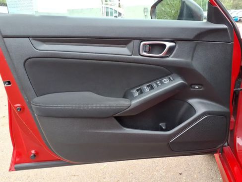 Used 2022 Honda Civic Sport image 12