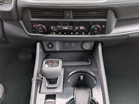 New 2026 Nissan Rogue SV w/ Cold Weather Package FWD image 22