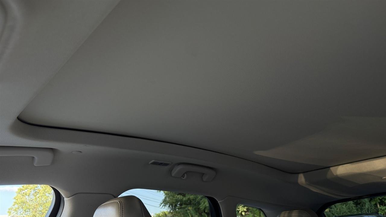 Used 2021 Lincoln Corsair Grand Touring AWD/4WD image 56