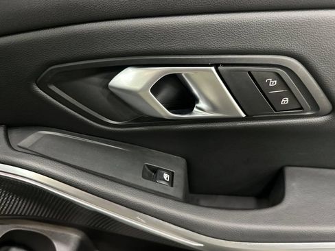 Used 2025 BMW 330i Sedan RWD image 19