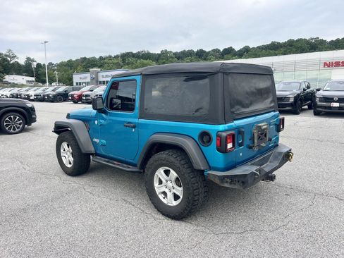 Used 2019 Jeep Wrangler Sport AWD/4WD image 5