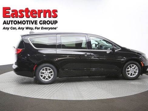 Used 2024 Chrysler Voyager LX image 42