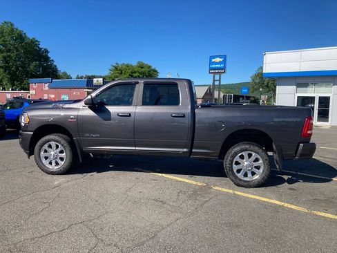 Used 2022 RAM 2500 Big Horn w/ Level C Equiment Group AWD/4WD image 19